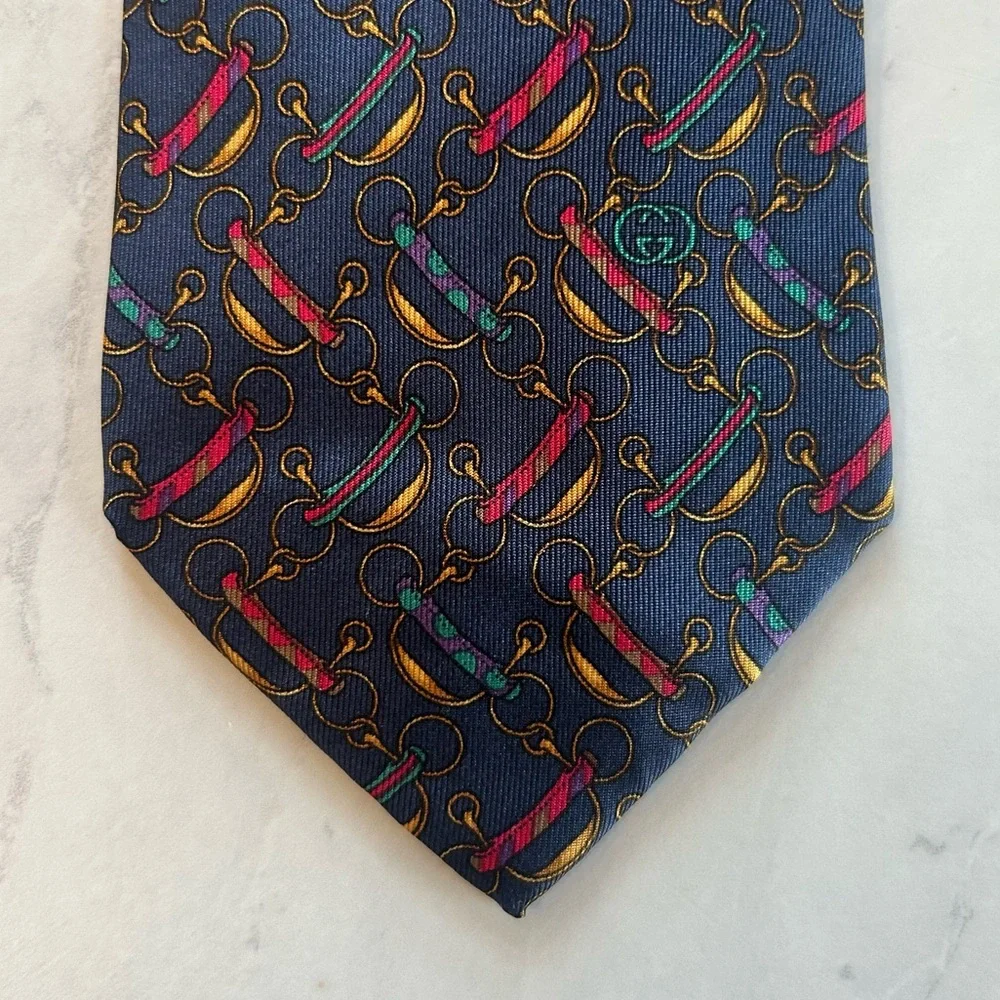 GUCCI Vintage Silk Print Tie